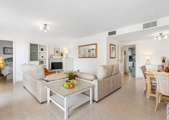 Apartment Zafiro - Plusholidays *